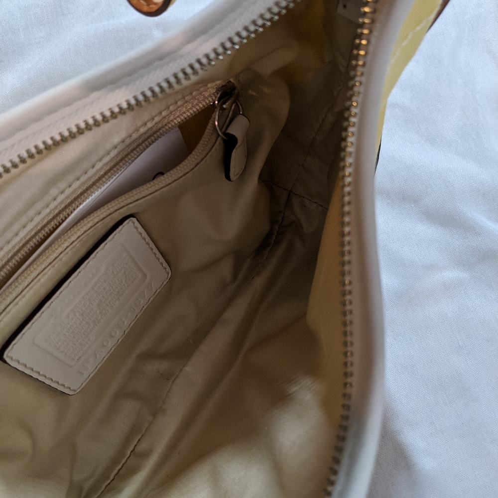 Coach Mini Hobo - Picture 5 of 11